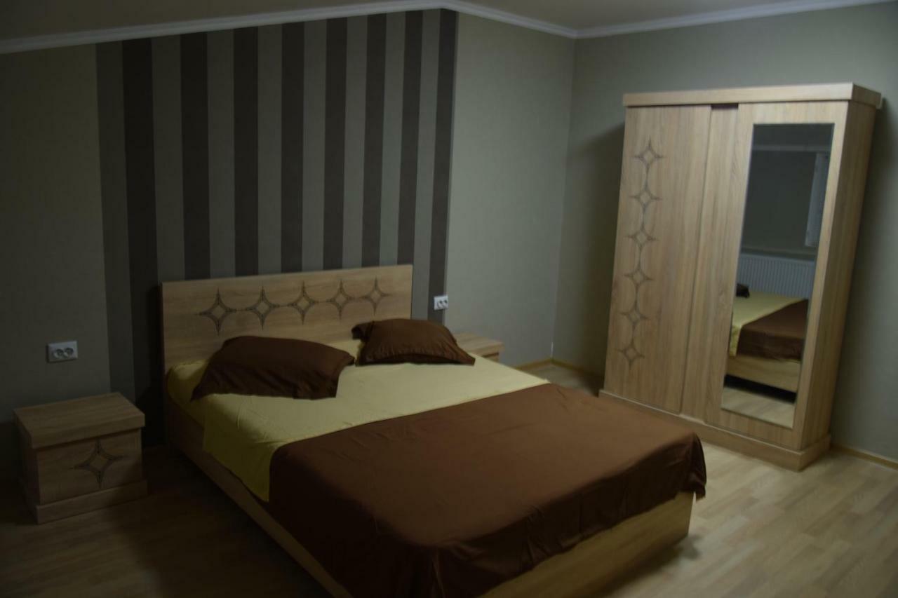 Gogoli Family Hotel Tbilisi Exterior foto